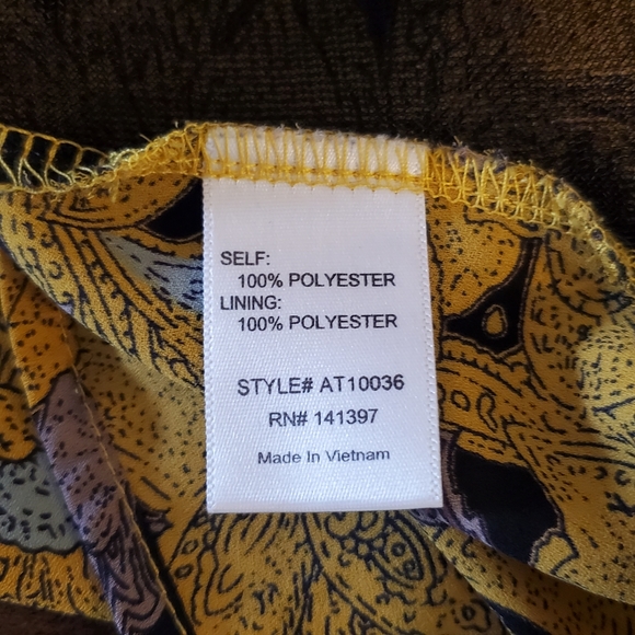 ASTR Yellow Floral Print Cropped Top - Picture 8 of 9